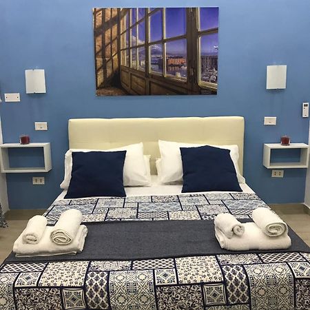 مبيت وإفطار نابولي Decumani Prestige المظهر الخارجي الصورة