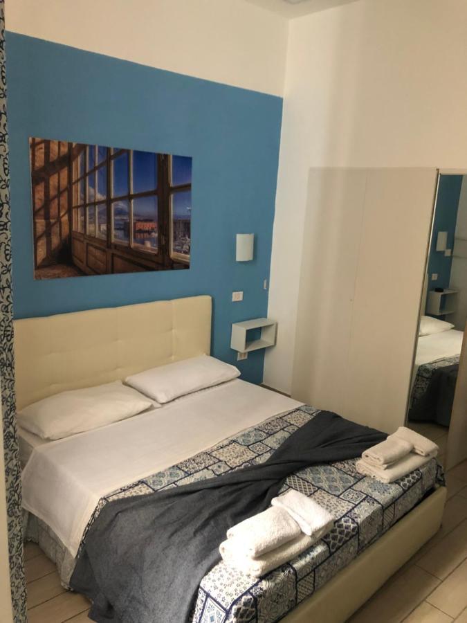 مبيت وإفطار نابولي Decumani Prestige المظهر الخارجي الصورة