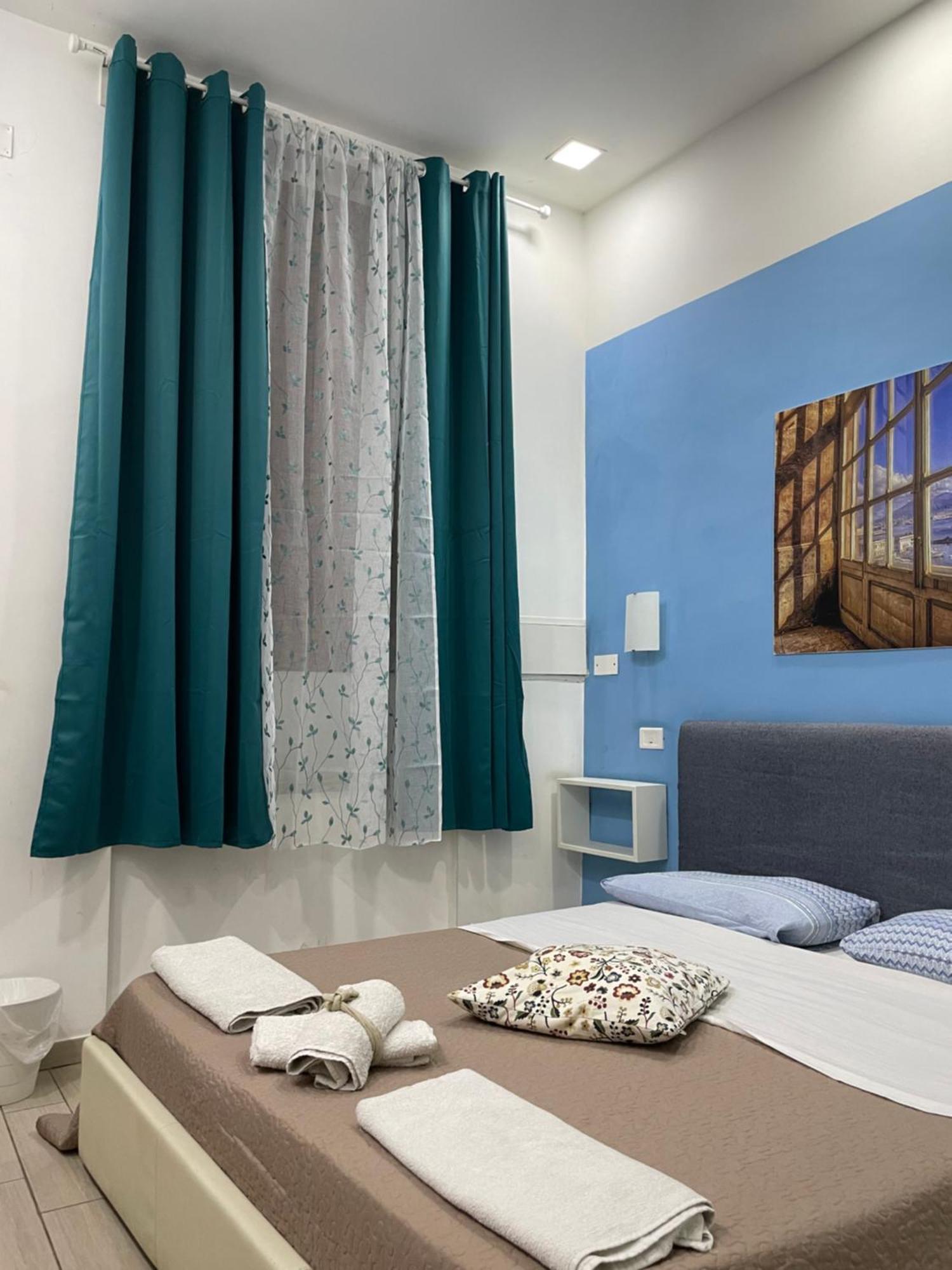 مبيت وإفطار نابولي Decumani Prestige المظهر الخارجي الصورة