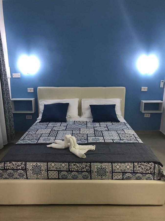 مبيت وإفطار نابولي Decumani Prestige المظهر الخارجي الصورة