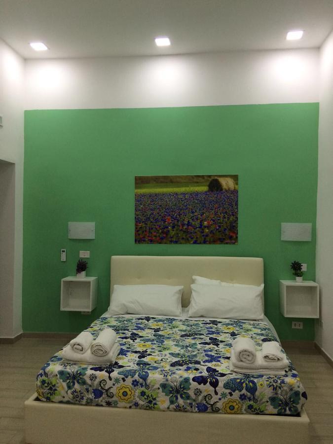 مبيت وإفطار نابولي Decumani Prestige المظهر الخارجي الصورة